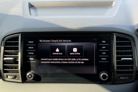 Skoda Karoq SPORTLINE TSI DSG AUTOMATIC - METEOR GREY -PAN ROOF -APPLE CARPLAY 40