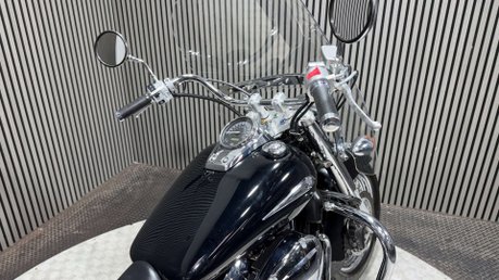 Honda VT750 C SHADOW CUSTOM 2010 ONLY 19K MOT NOV 2027 SERVICED 750CC 37