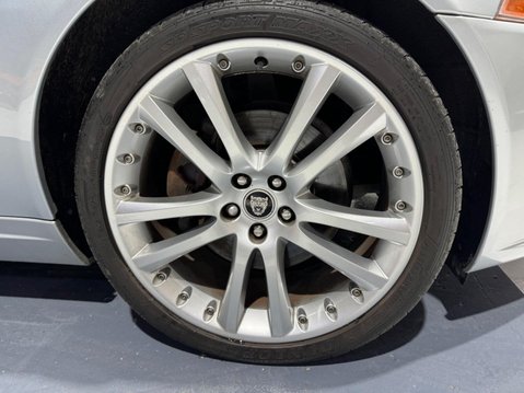 Jaguar XK COUPE 20