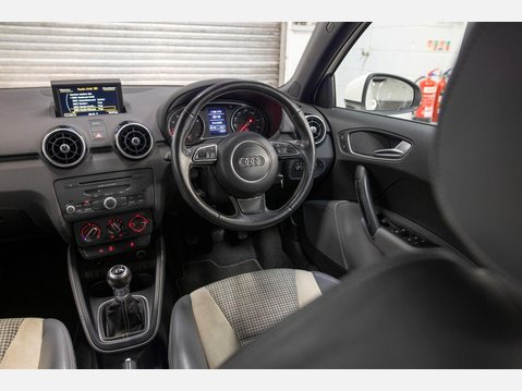 Audi A1 1.2 TFSI Sport Sportback Euro 5 (s/s) 5dr 21