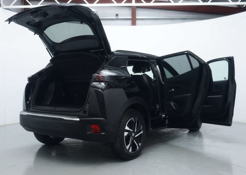 Peugeot e-2008 50kWh GT SUV 5dr Electric Auto (7kW Charger) (136 ps) 61