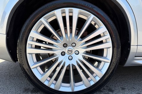 Volvo XC90 B5 INSCRIPTION PRO AWD -B&W -XENIUM PK -PAN ROOF -22S -SURROUND CAMERAS 94