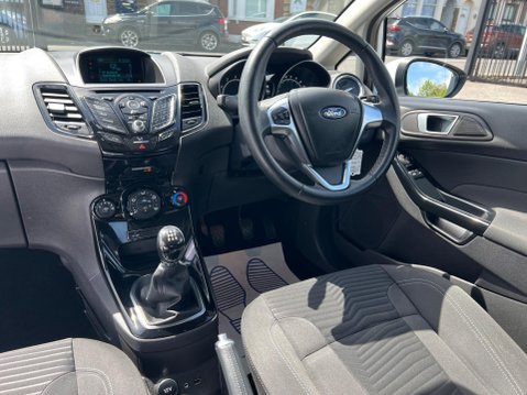Ford Fiesta 1.0T EcoBoost Zetec Euro 6 (s/s) 5dr 22