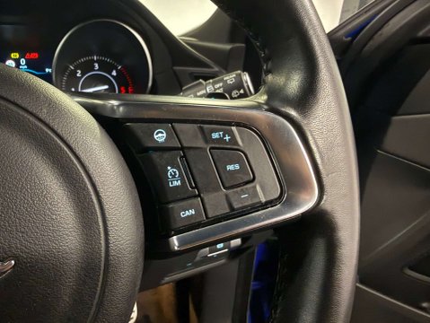 Jaguar E-Pace 2.0 E-Pace R-Dynamic S D AWD Auto 4WD 5dr 15