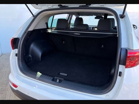 Kia Sportage 1.7 Sportage 2 CRDi ISG 5dr 37