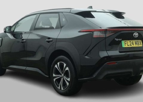 Toyota BZ4X 71.4kWh Motion SUV 5dr Electric Auto (11kW OBC) (204 ps) 7