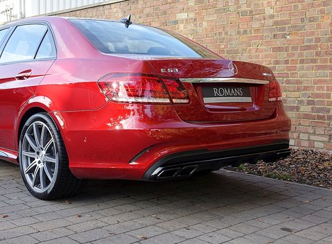 Mercedes-Benz E Class AMG 15