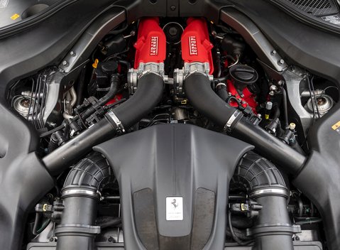 Ferrari Portofino 32