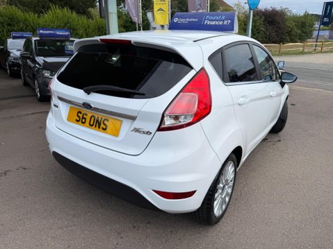Ford Fiesta 1.5 TDCi Titanium Euro 5 5dr 9