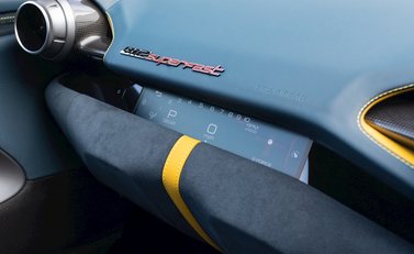 Ferrari 812 Superfast 19