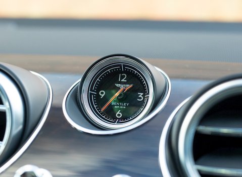 Bentley Bentayga V8 22