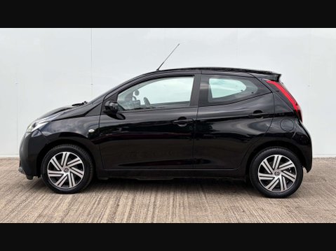 Toyota Aygo 1.0 Aygo X-Play TSS VVT-i 5dr 41