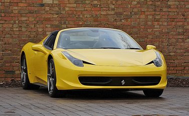 Ferrari 458 Spider 1