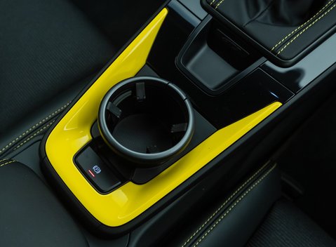 Porsche 911 GT3 TOURING (992) 24