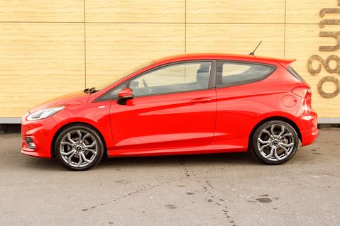 Ford Fiesta ST-LINE 14