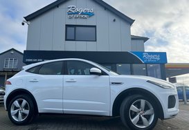 Jaguar E-Pace R-DYNAMIC SE 2