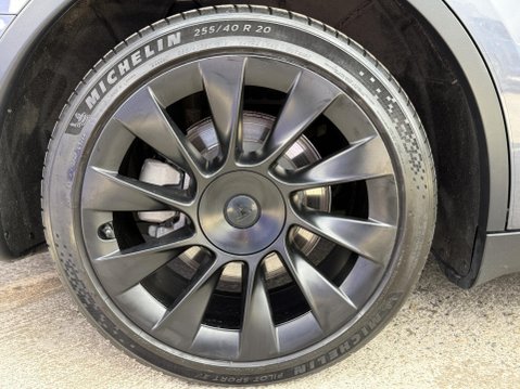 Tesla Model Y (Dual Motor) Long Range SUV 5dr Electric Auto 4WDE (384 bhp) 15