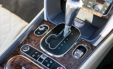 Bentley Continental GT V8 S Mulliner Convertible 23