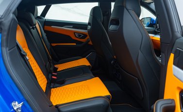 Lamborghini Urus 18