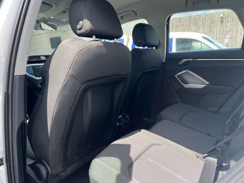 Audi Q3 1.5 TFSI CoD 35 Sport SUV 5dr Petrol Manual Euro 6 (s/s) (150 ps) 15