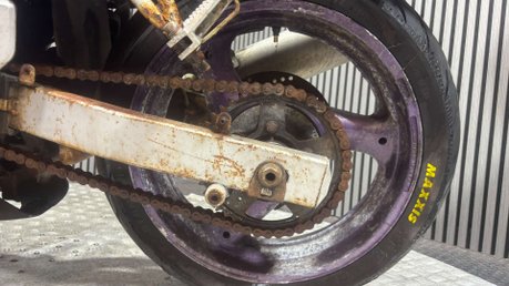 Suzuki RF 1994 RUNNING PROJECT BIKE CLASSIC SPARES OR REPAIR 600CC 18