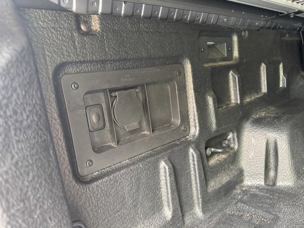 Ford Ranger Wildtrak | Auto | 2 LT | Double Cab | Tow Bar | Cam | Roller Shutter | EURO 10