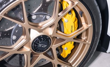 Porsche Cayman GT4 RS (718) 30