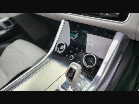 Land Rover Range Rover Sport SVR 14