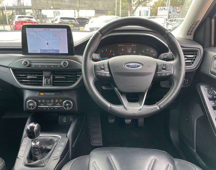 Ford Focus 1.0 Focus Vignale 5dr 18