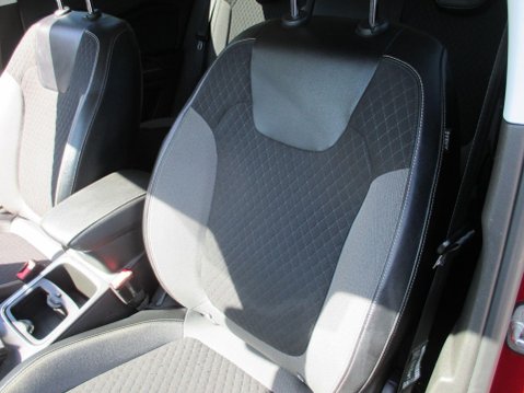 Vauxhall Grandland X 1.2 Turbo SRi Nav Euro 6 (s/s) 5dr 28