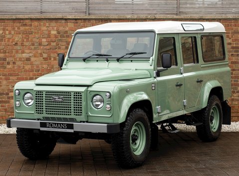 Land Rover Defender 110 Heritage Station Wagon 6