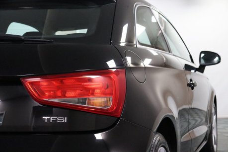 Audi A1 TFSI SPORT 22