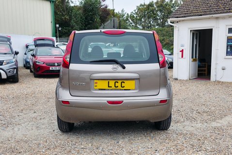 Nissan Note ACENTA.. 14 MAIN DEALER SERVICES.. 1 PREVIOUS KEEPER.. STUNNING EXAMPLE 9