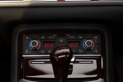 Audi A8 L FSI QUATTRO SE 24