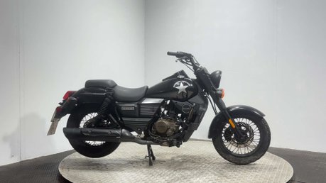 Um Renegade 2017 RUNNING PROJECT BIKE LARGE 125CC CRUISER LEARNER 1