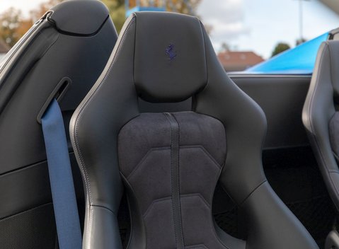 Ferrari 488 Spider 15