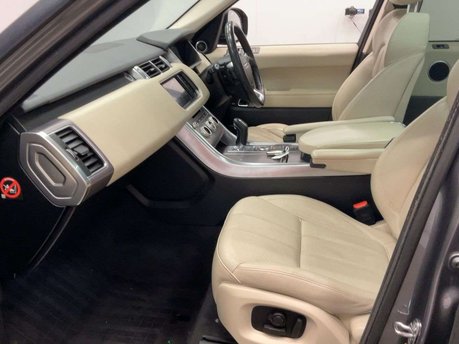Land Rover Range Rover Sport 3.0 Range Rover Sport HSE SDV6 Auto 4WD 5dr 2