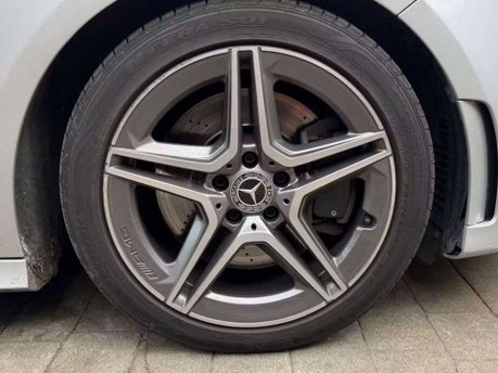 Mercedes-Benz A Class 2.0 A250 AMG Line Hatchback 5dr Petrol 7G-DCT Euro 6 (s/s) (224 ps) 9