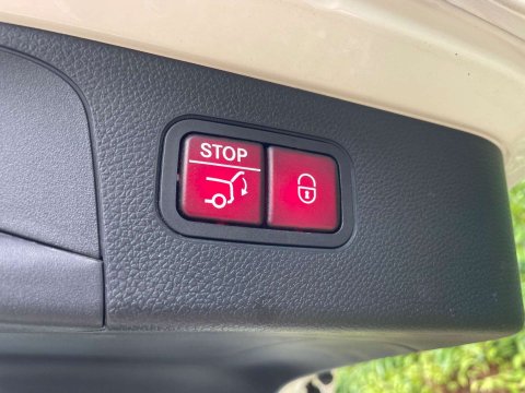 Mercedes-Benz GLC 3.0 GLC350d V6 AMG Line (Premium Plus) G-Tronic 4MATIC Euro 6 (s/s) 5dr 10