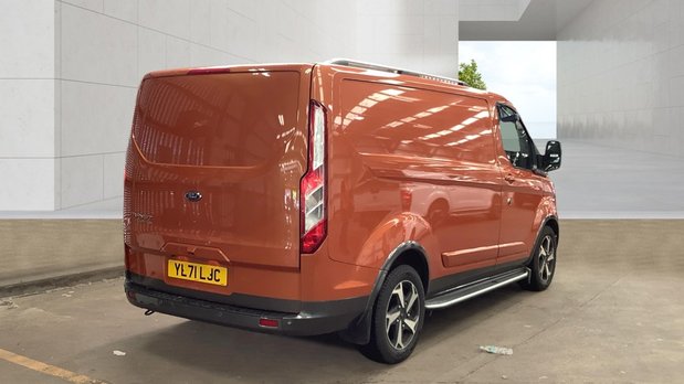 Ford Transit Custom AUTO SWB L1H1 Low Roof 300 Air Con Alloys Sensors Cam EURO 6 4