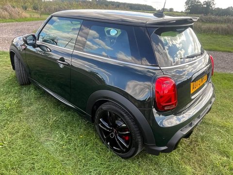 Mini Hatch 2.0 John Cooper Works Hatchback 3dr Petrol Steptronic Euro 6 (s/s) (231 ps) 3