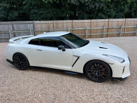 Nissan GT-R 3.8 V6 Recaro Coupe 2dr Petrol Auto 4WD Euro 6 (570 ps) 27