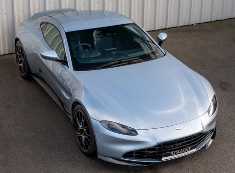 Aston Martin V8 Vantage 8