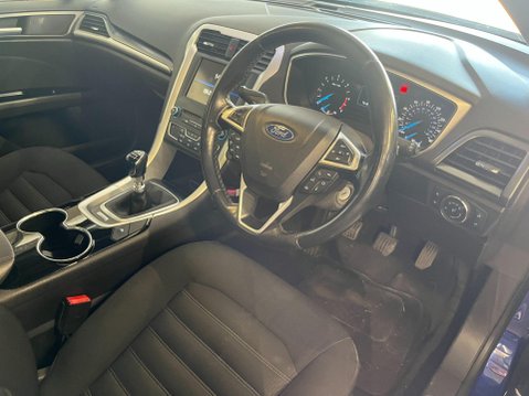 Ford Mondeo 1.6 TDCi ECOnetic Zetec Euro 5 (s/s) 5dr 5