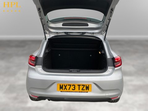 Renault Clio 1.0 TCe Evolution Hatchback 5dr Petrol Manual Euro 6 (s/s) (90 ps) 21