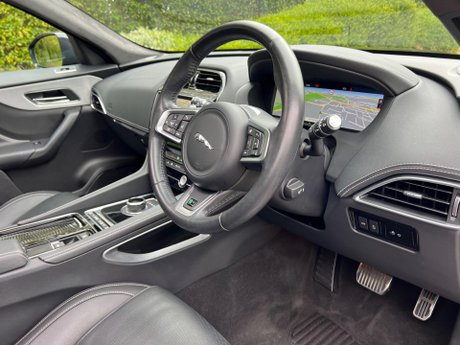 Jaguar F-Pace 2.0 D180 R-Sport Auto AWD Euro 6 (s/s) 5dr 95