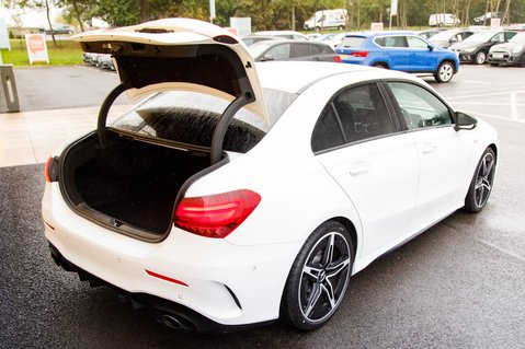 Mercedes-Benz A Class AMG A 35 4MATIC PREMIUM 46