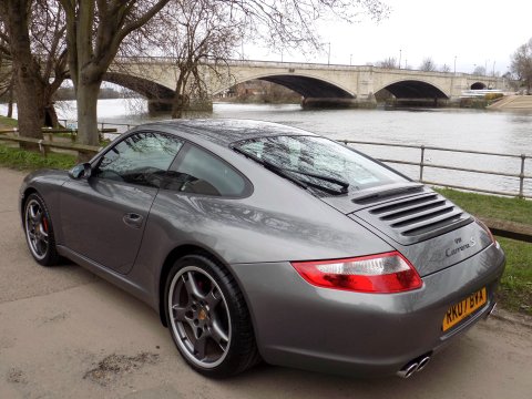 Porsche 911 (997) CARRERA 2 S 8