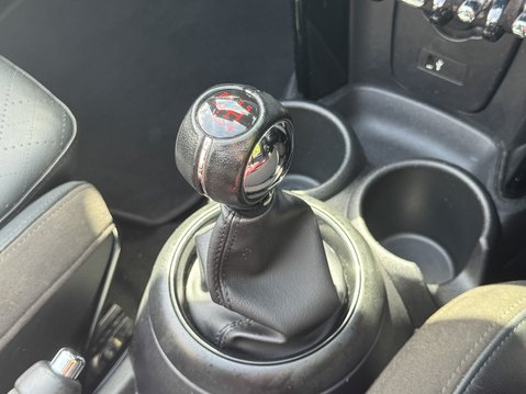 Mini Convertible 1.5 Cooper Sport Convertible 2dr Petrol Manual Euro 6 (s/s) (136 ps) 26