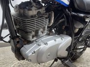 Suzuki RV125 VANVAN 125 2016 28K VERY CLEAN ICONIC SAND BIKE 125CC NAKED LEARNER 17